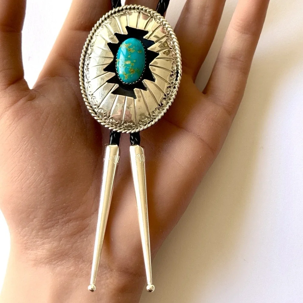 Navajo Turquoise Bolo Tie Rug Shadow Box Signed Wilbert Muskett‎ Sr Sterling